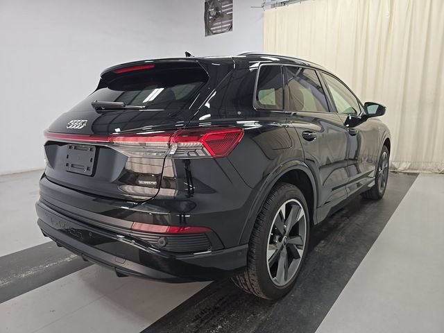 Used 2023 Audi Q4 e-tron Premium Plus w/ Premium Plus AWD/4WD image 4