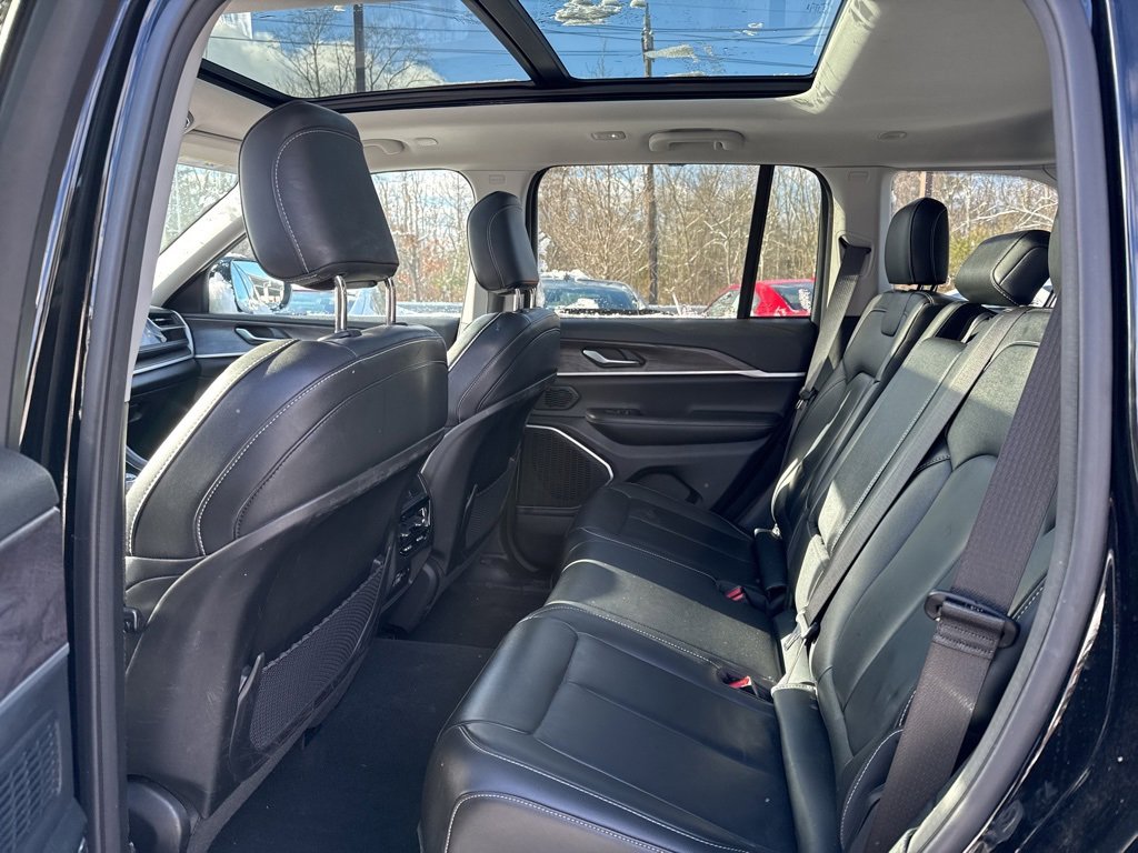 Used 2022 Jeep Grand Cherokee Limited 4xe image 10