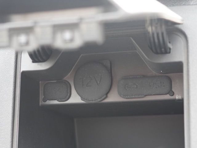 Certified 2025 Toyota Tacoma TRD Off-Road AWD/4WD image 14