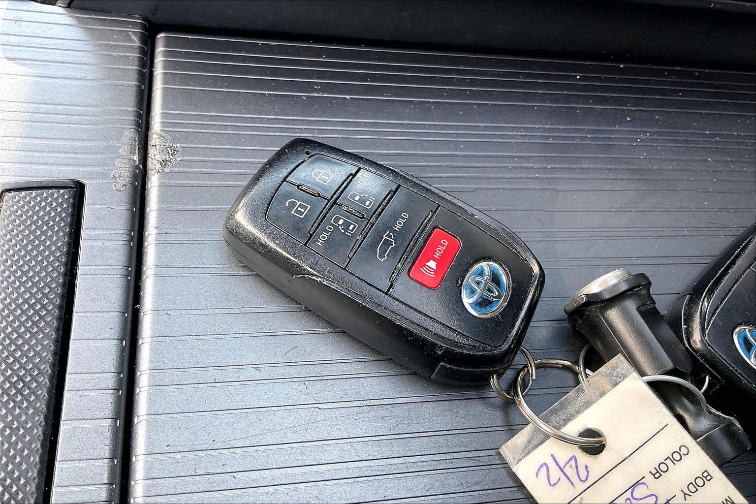 Used 2021 Toyota Sienna XSE AWD/4WD image 14