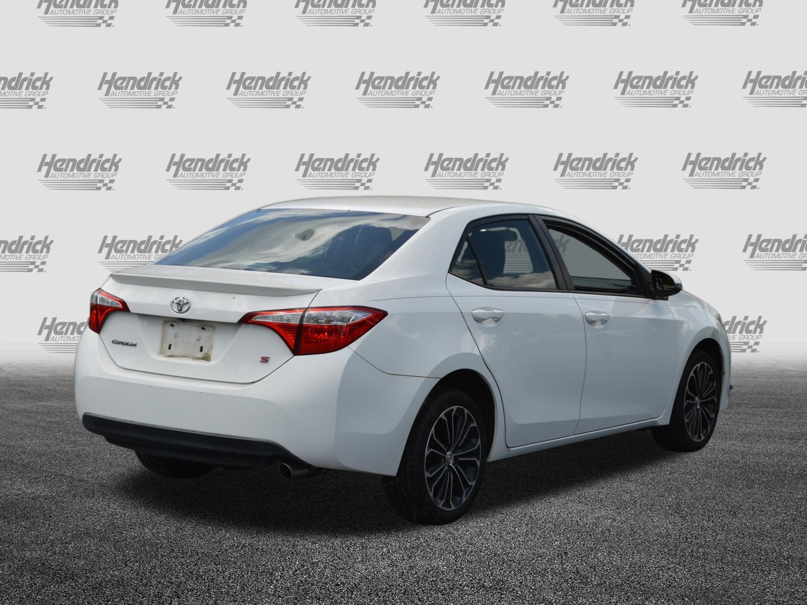Used 2015 Toyota Corolla S FWD image 11