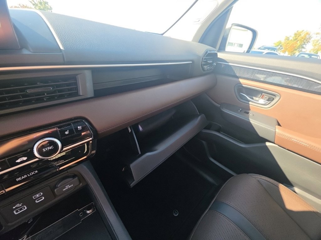 Certified 2025 Honda Pilot Elite image 23