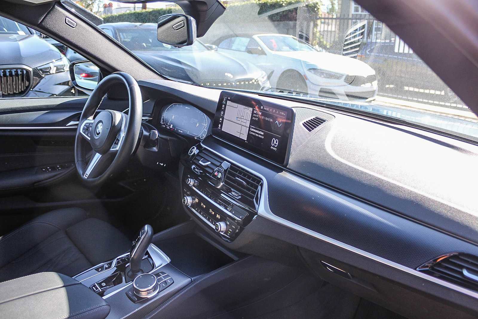 Certified 2023 BMW 530e w/ M Sport Package image 16