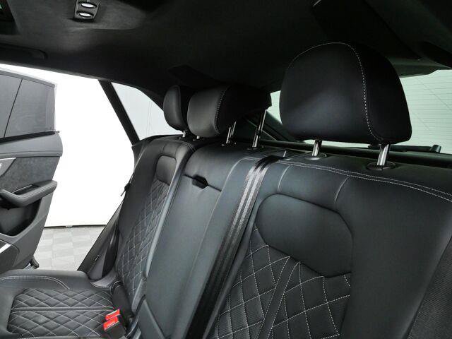 New 2026 Audi SQ8 Prestige AWD/4WD image 23