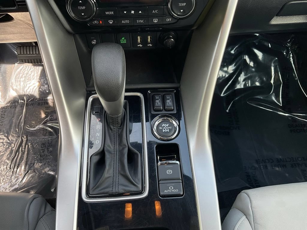 Used 2024 Mitsubishi Eclipse Cross SEL AWD/4WD image 20