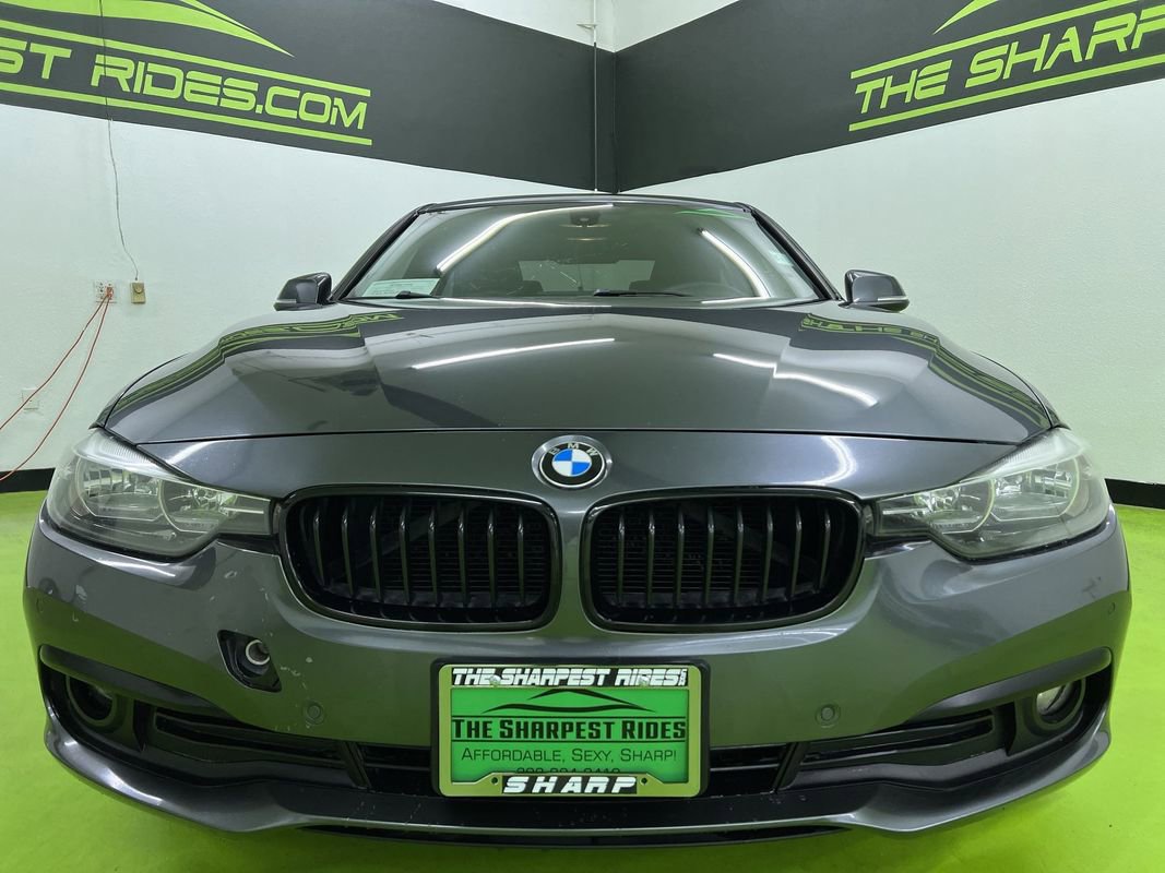 Used 2017 BMW 320i Sedan RWD image 3