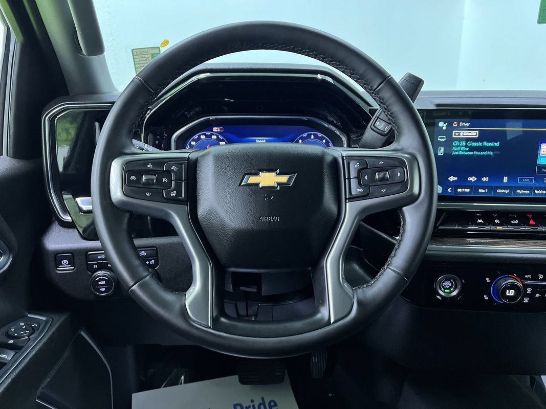 Used 2024 Chevrolet Silverado 1500 LT AWD/4WD image 21