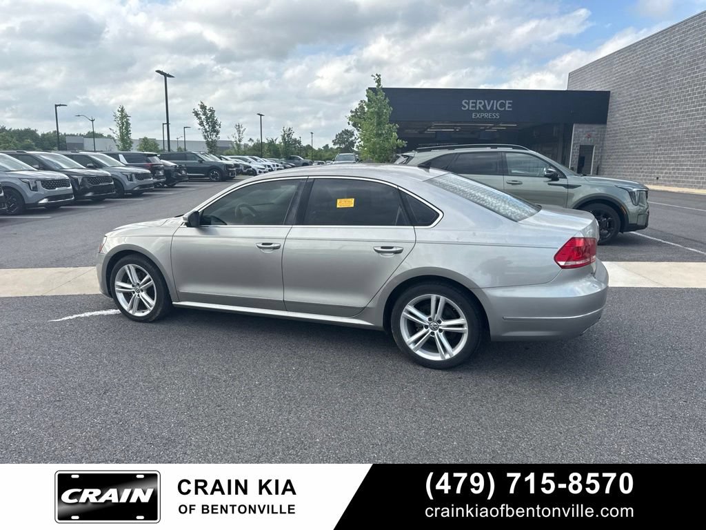 Used 2014 Volkswagen Passat TDI SEL Premium FWD image 3