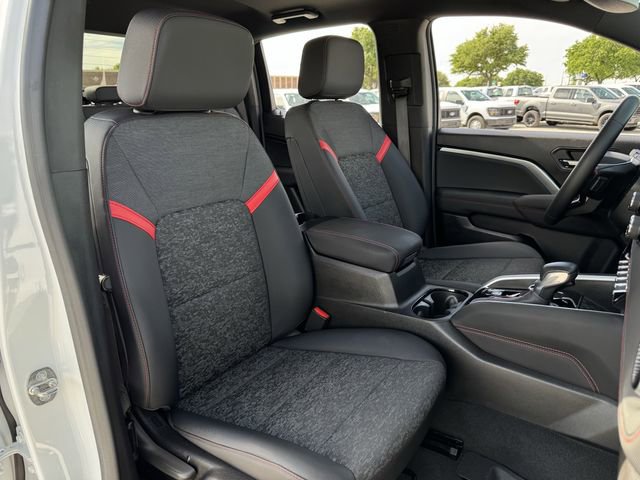 Used 2023 Chevrolet Colorado Z71 w/ Z71 Convenience Package 2 image 29