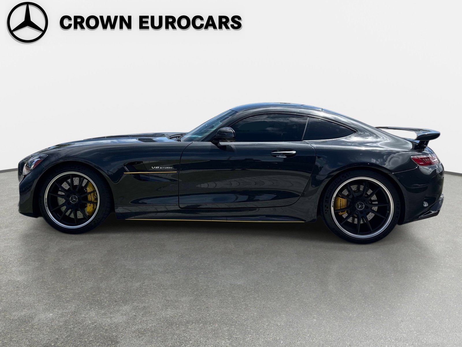Used 2018 Mercedes-Benz AMG GT R image 3