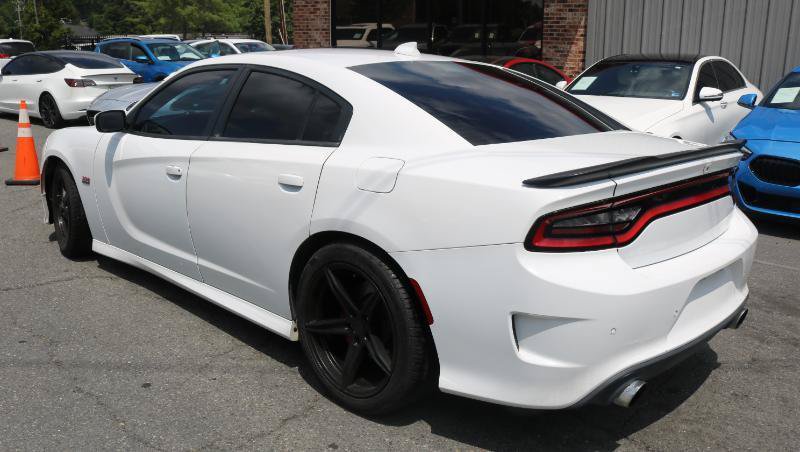 Used 2017 Dodge Charger R/T Scat Pack w/ Beats Audio Group RWD image 5