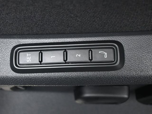 New 2026 Volkswagen Atlas SEL Premium R-Line image 31