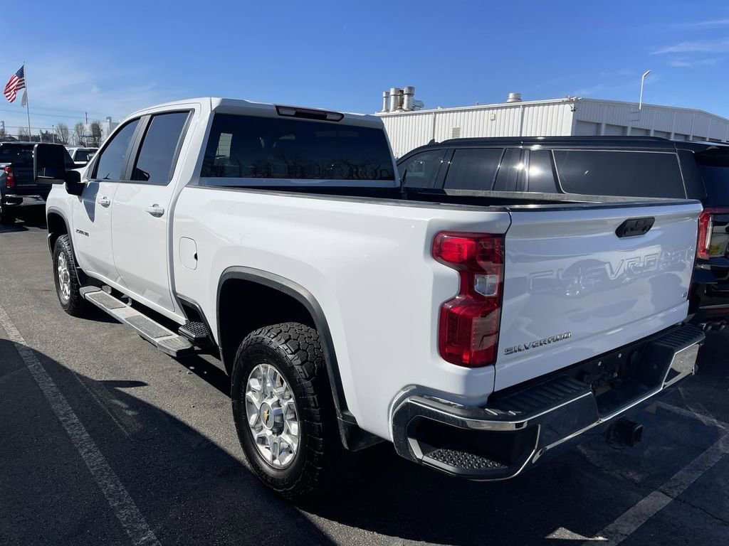 Used 2024 Chevrolet Silverado 2500 LT image 11