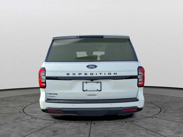 Used 2023 Ford Expedition Limited image 5