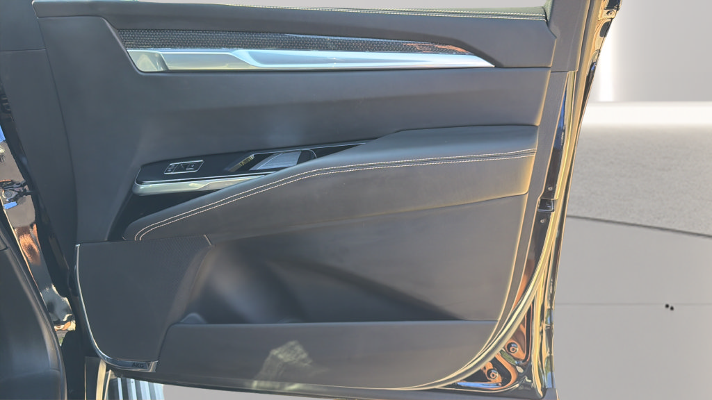 Certified 2025 Cadillac Escalade V AWD/4WD image 26