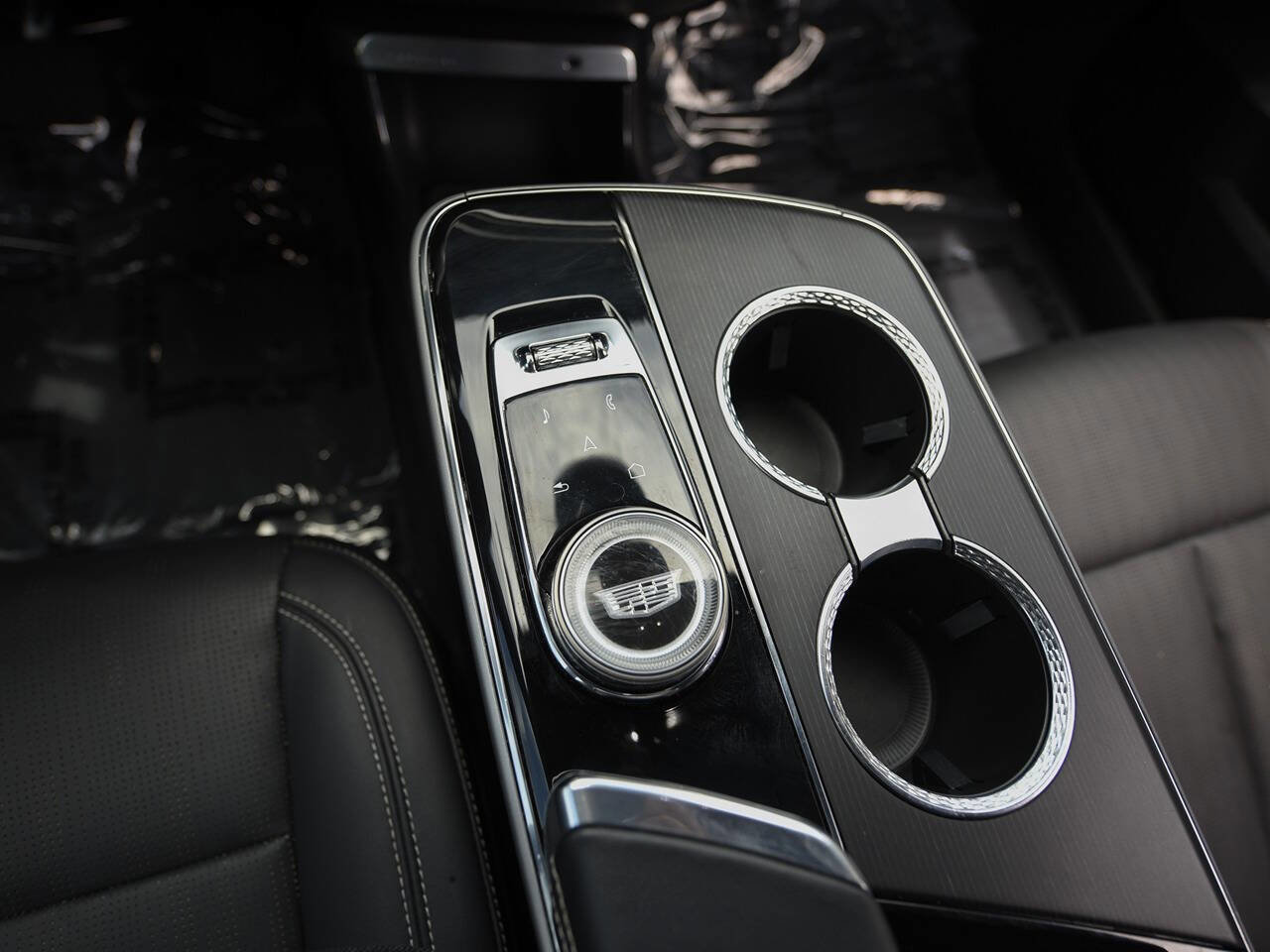 Used 2024 Cadillac Lyriq Luxury RWD image 19