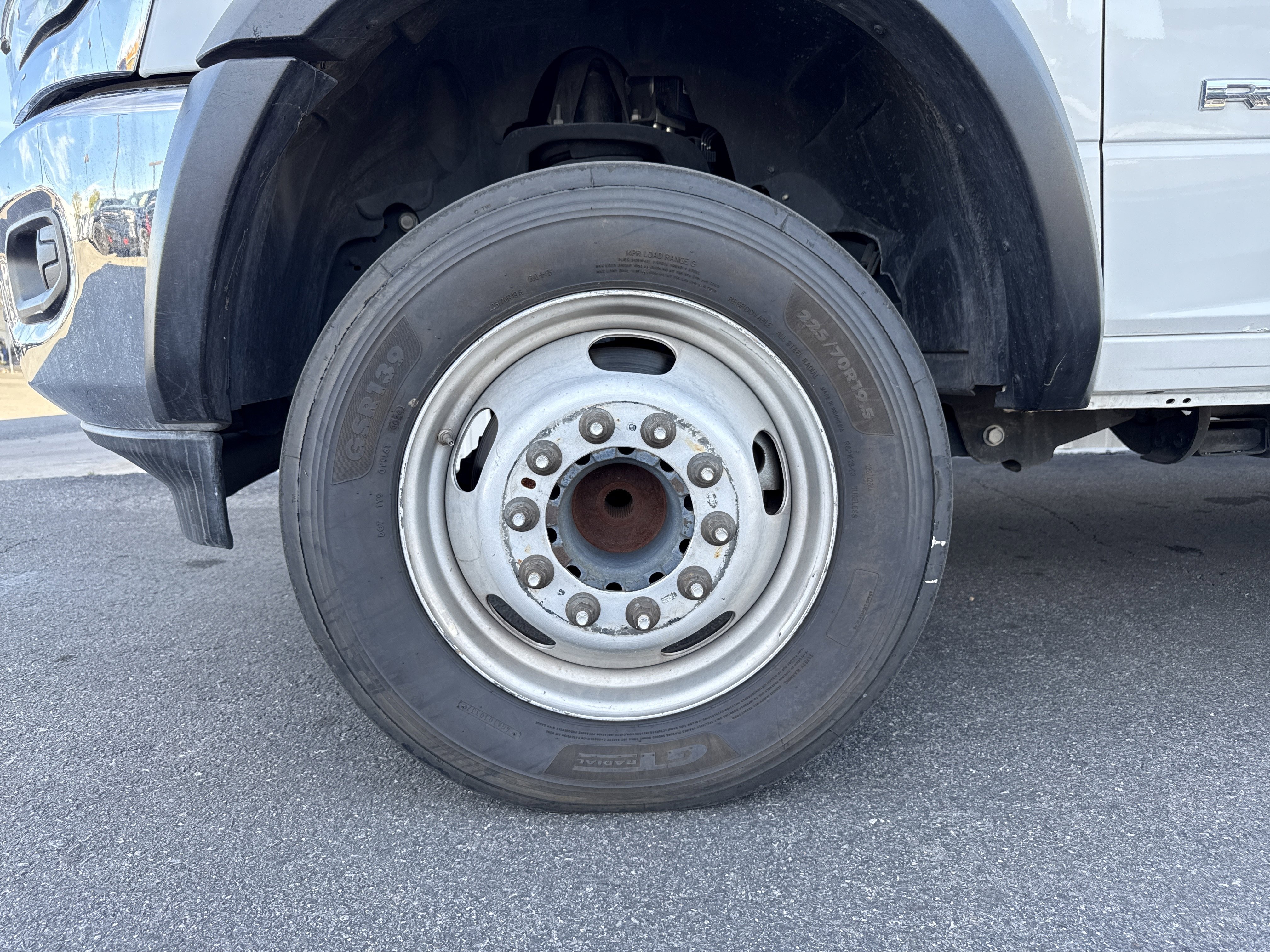 Used 2020 RAM 4500 Tradesman w/ Chrome Appearance Group image 14