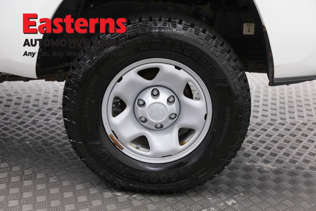 Used 2020 Toyota Tacoma SR RWD image 30