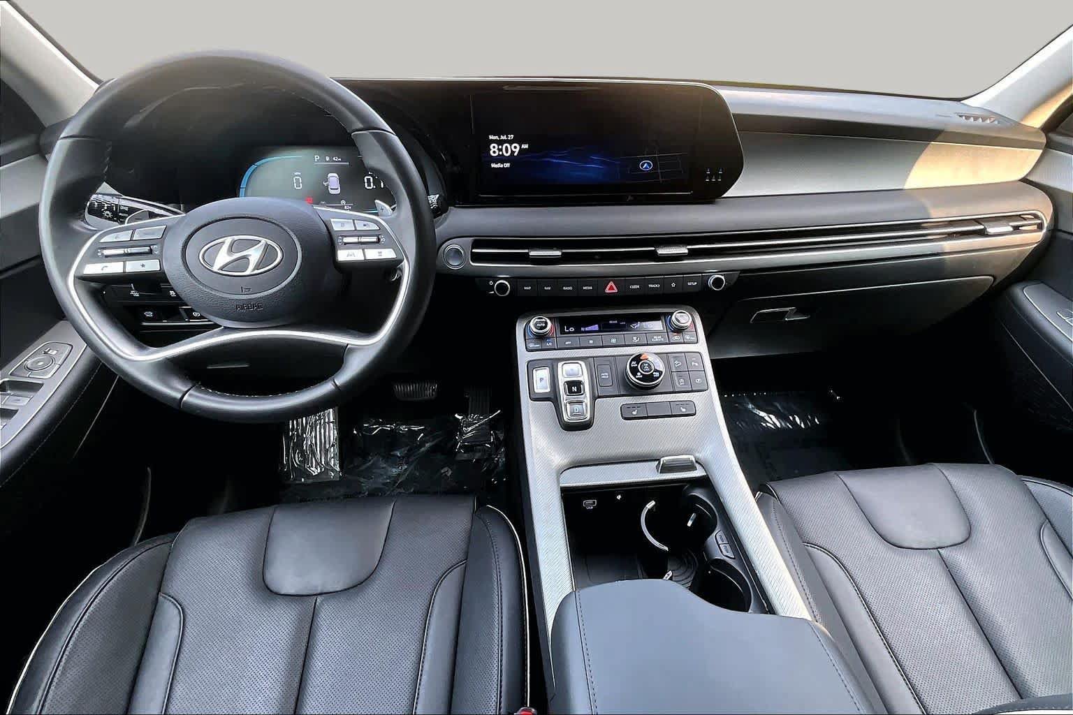 Used 2025 Hyundai Palisade SEL AWD/4WD image 16
