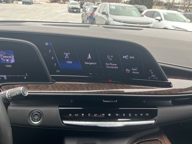 Used 2024 Cadillac Escalade Sport Platinum w/ LPO, ONYX Package image 12