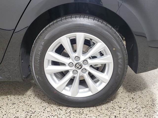 Used 2026 Toyota Corolla SE image 8