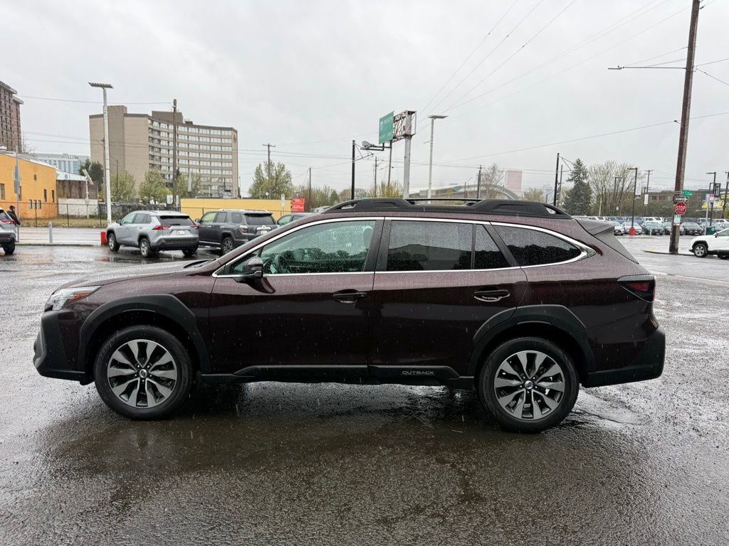 Used 2024 Subaru Outback Limited image 5
