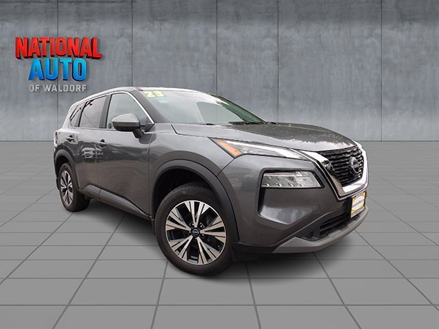 Used 2023 Nissan Rogue SV