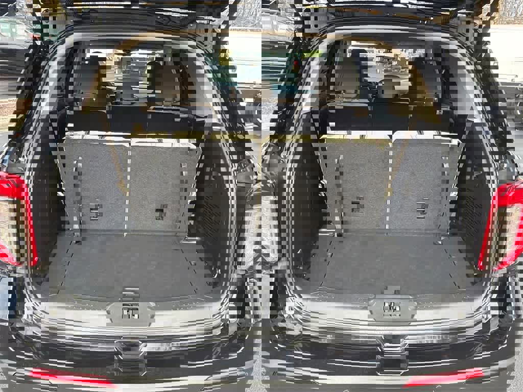 Certified 2024 Ford Explorer 2WD image 16