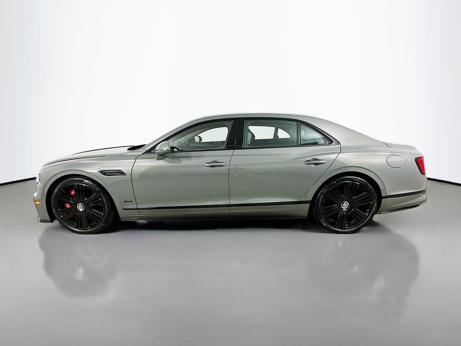 New 2026 Bentley Flying Spur V8 AWD/4WD image 11