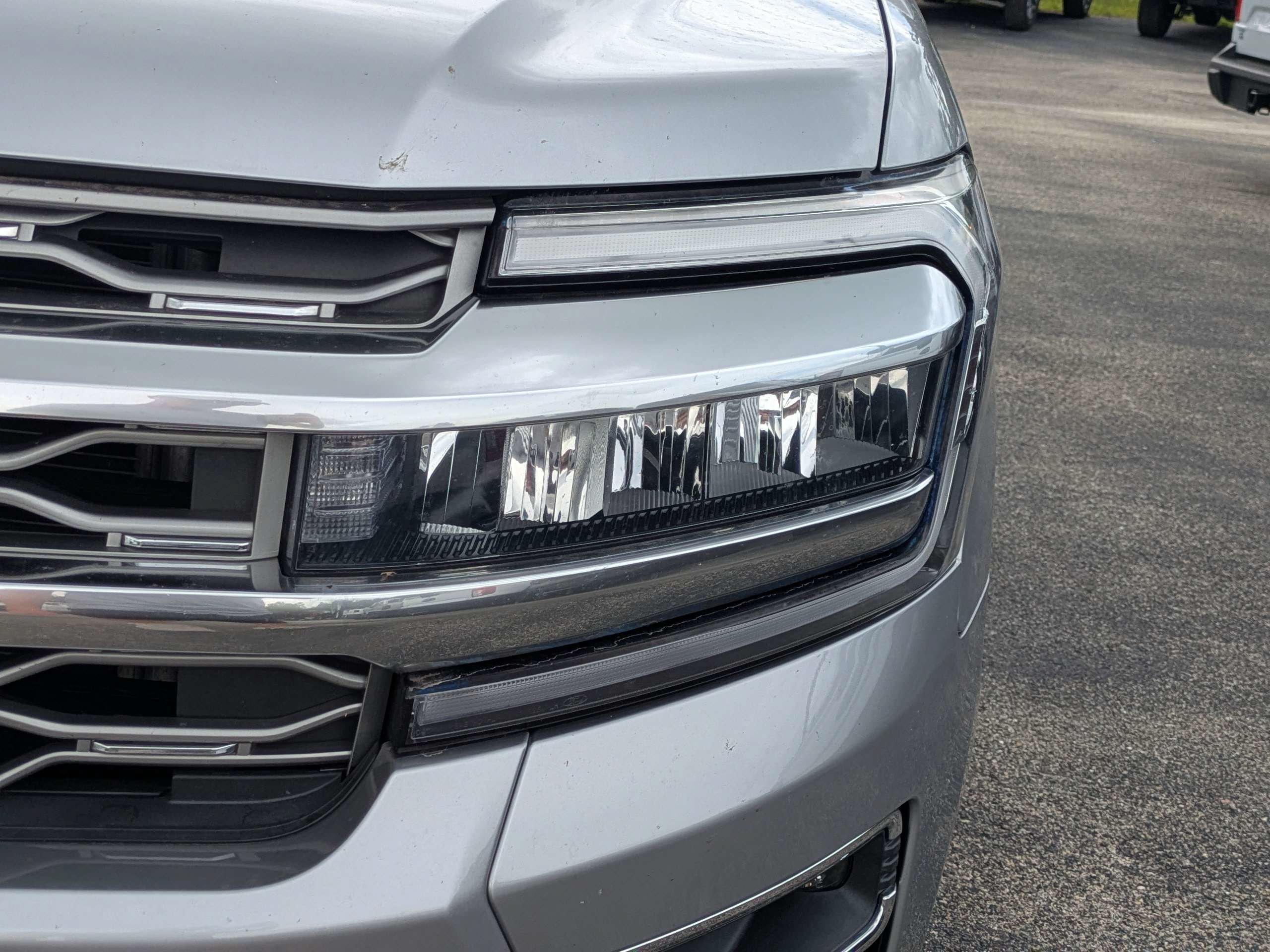 Used 2024 Ford Expedition Max Platinum AWD/4WD image 10