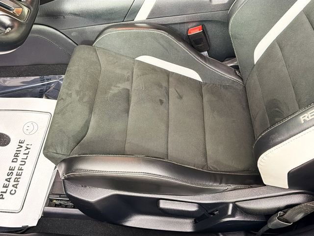Used 2021 Ford Mustang Shelby GT500 w/ Carbon Fibre Track Pack RWD image 19