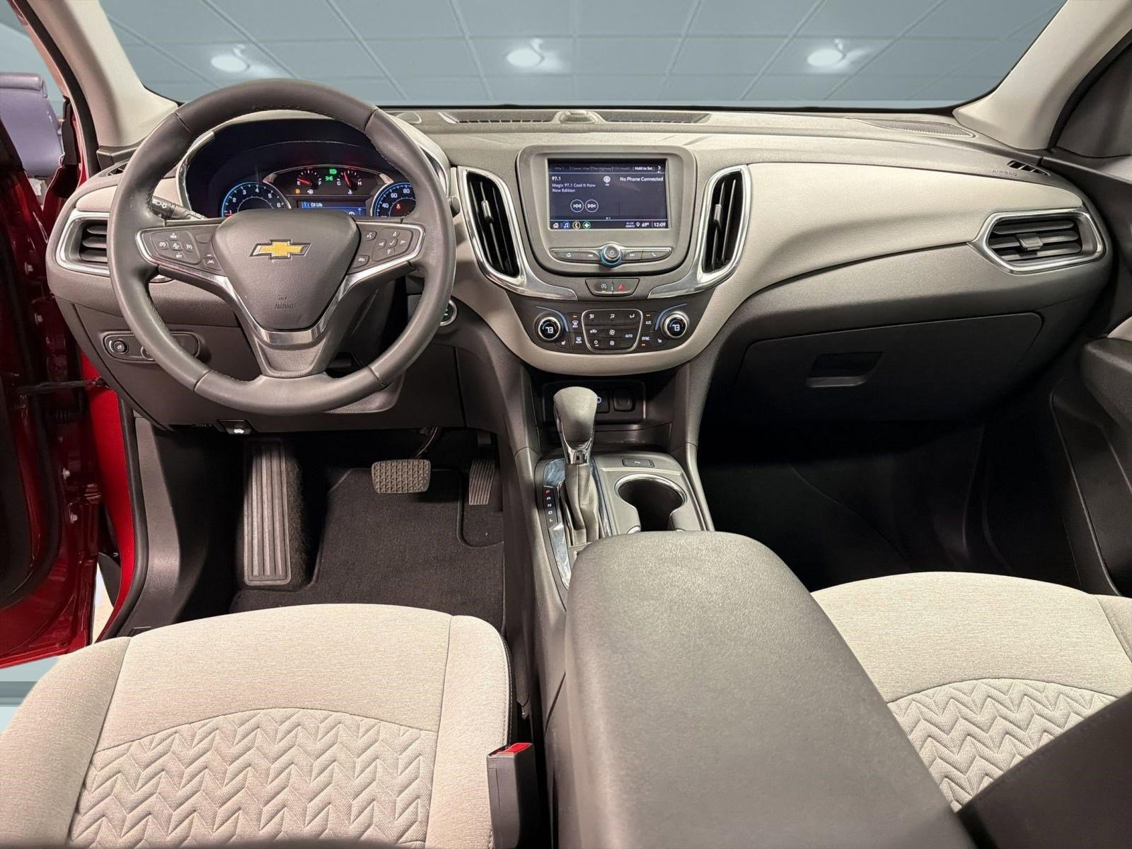 Used 2023 Chevrolet Equinox LT FWD image 27