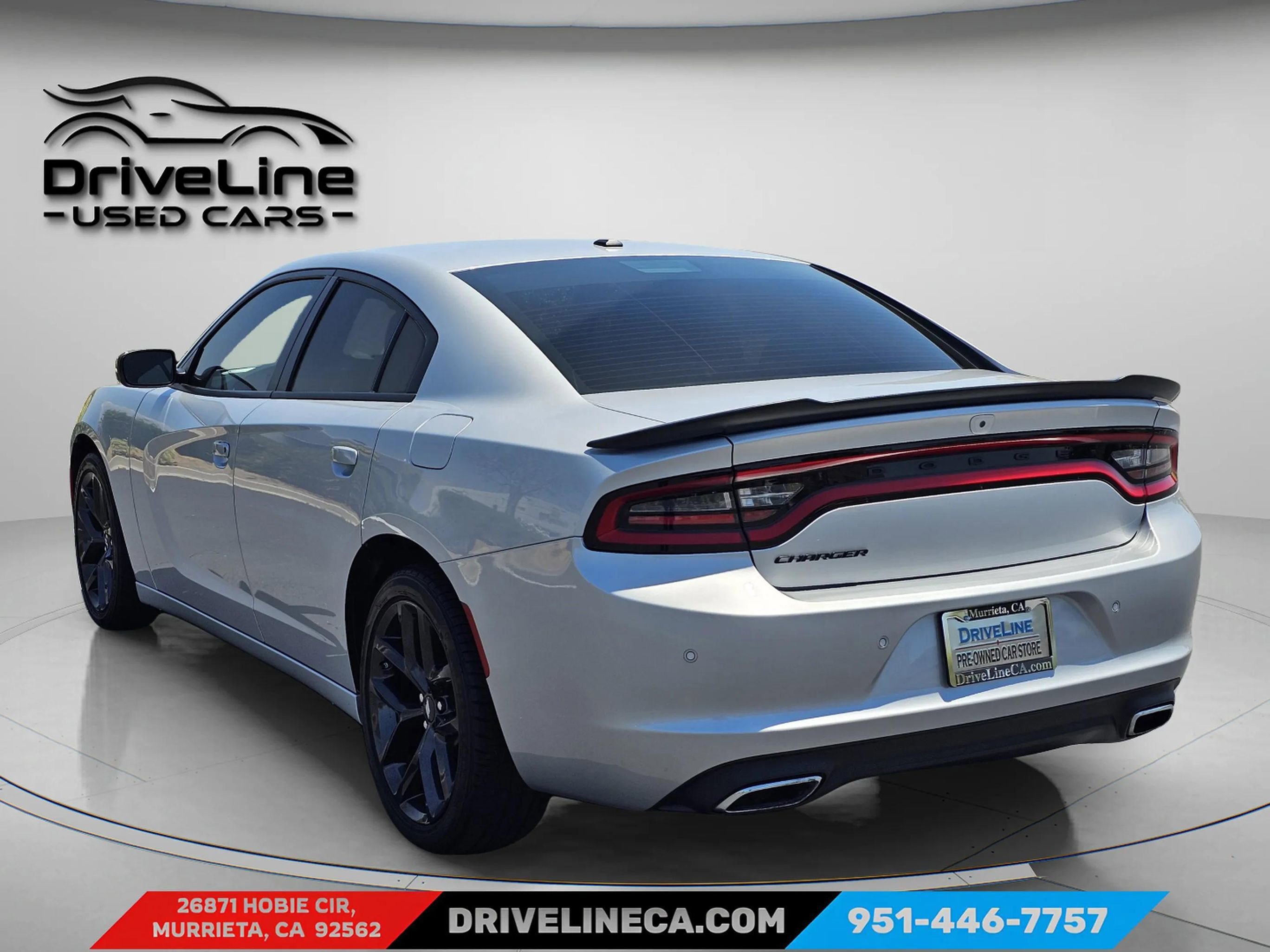 Used 2022 Dodge Charger SXT w/ Blacktop Package RWD image 12