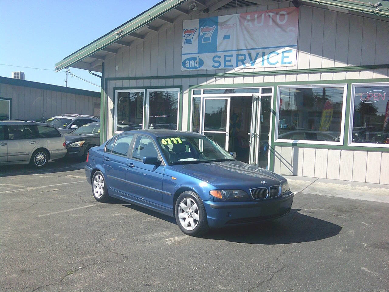 Used 2003 BMW 325xi Sedan image 1