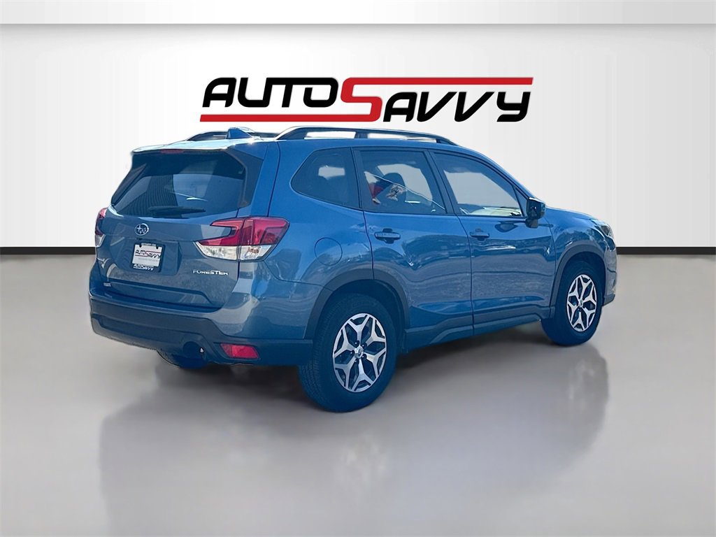 Used 2024 Subaru Forester Premium image 7