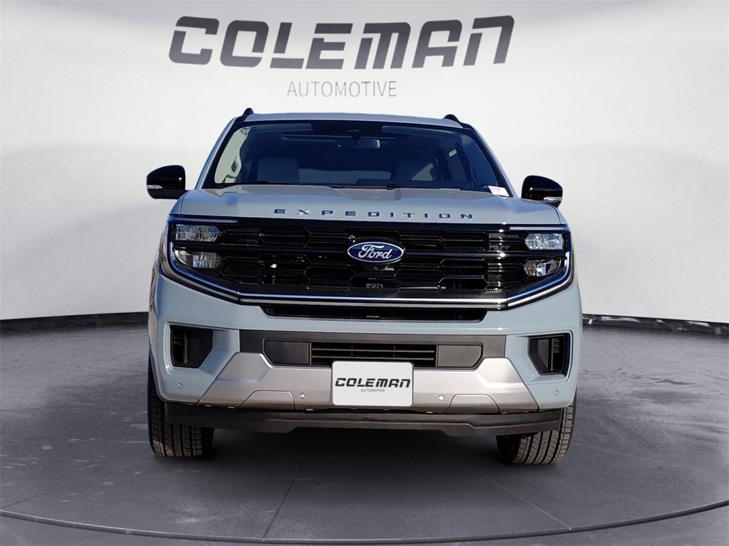 New 2025 Ford Expedition Max Platinum w/ Platinum Ultimate Package image 8