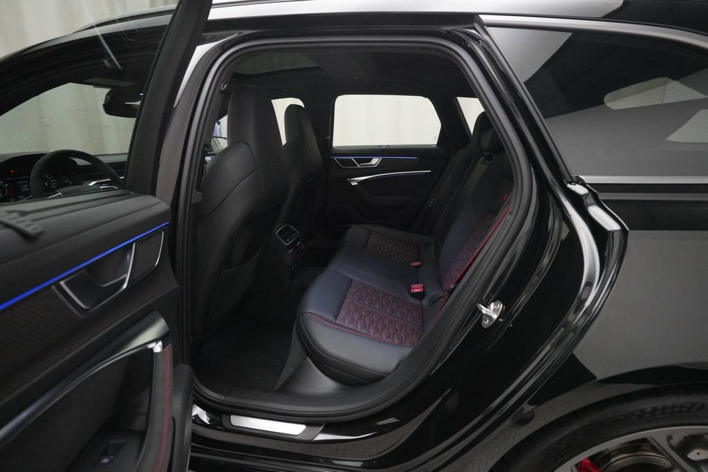 Used 2025 Audi RS 6 performance AWD/4WD image 32