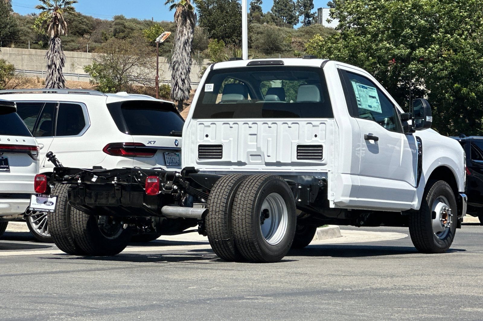New 2026 Ford F350 XL w/ XL Chrome Package RWD image 3