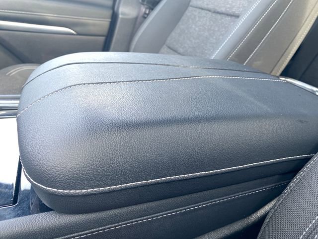 Used 2024 Chevrolet Traverse LT image 27