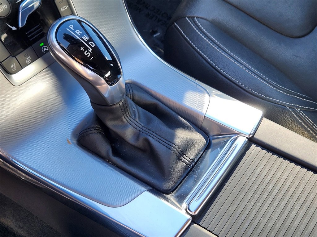 Used 2018 Volvo S60 T5 Dynamic w/ Protection Package image 14