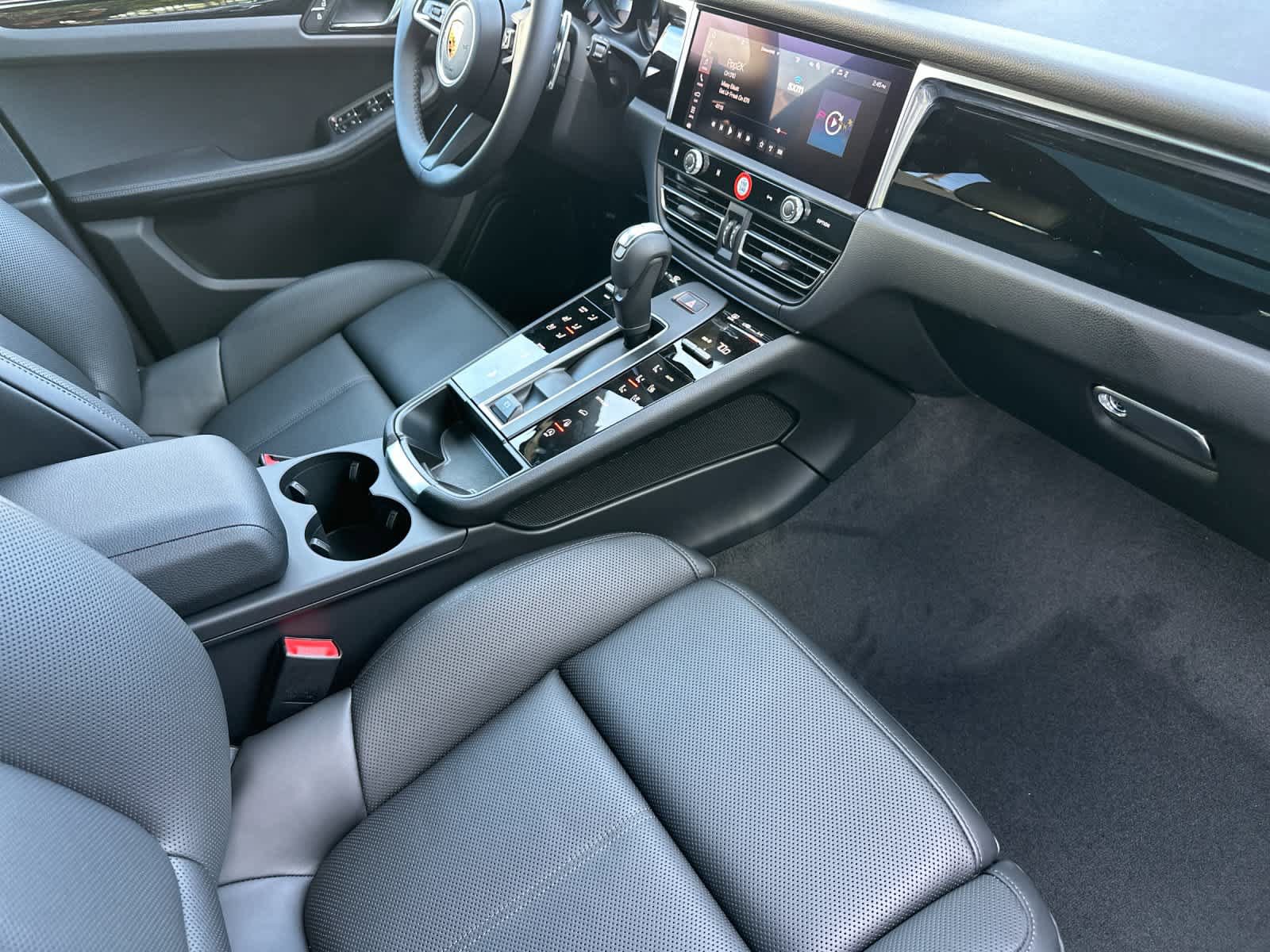 New 2026 Porsche Macan S AWD/4WD image 17