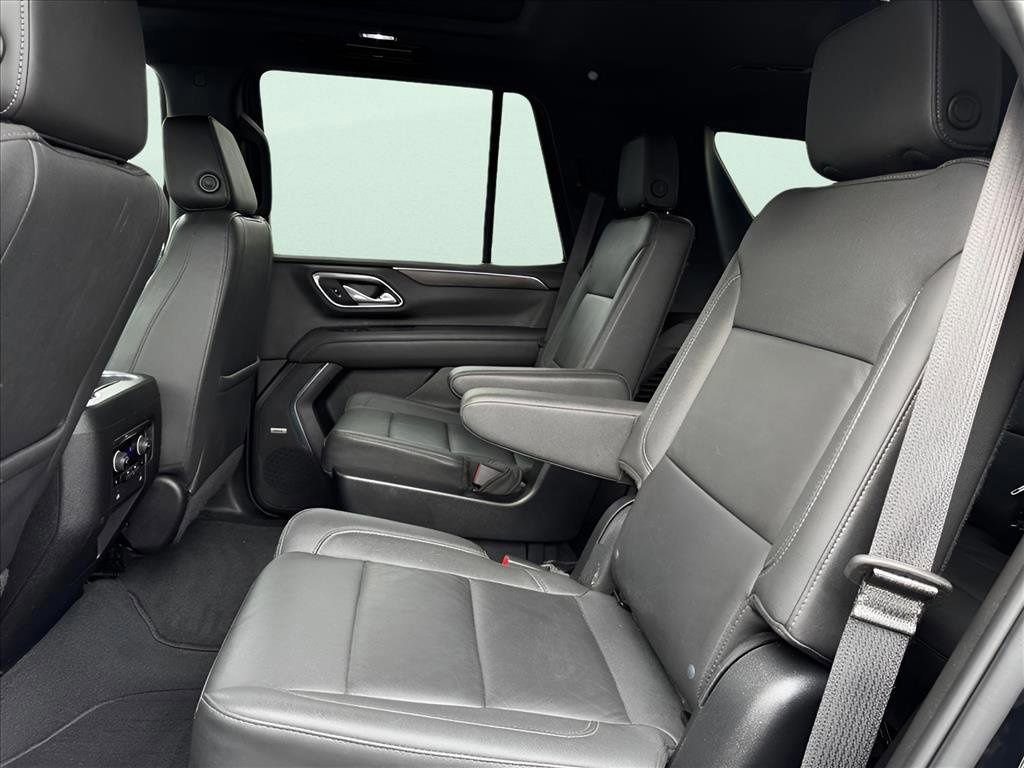 Used 2023 Chevrolet Tahoe Z71 w/ Luxury Package image 11