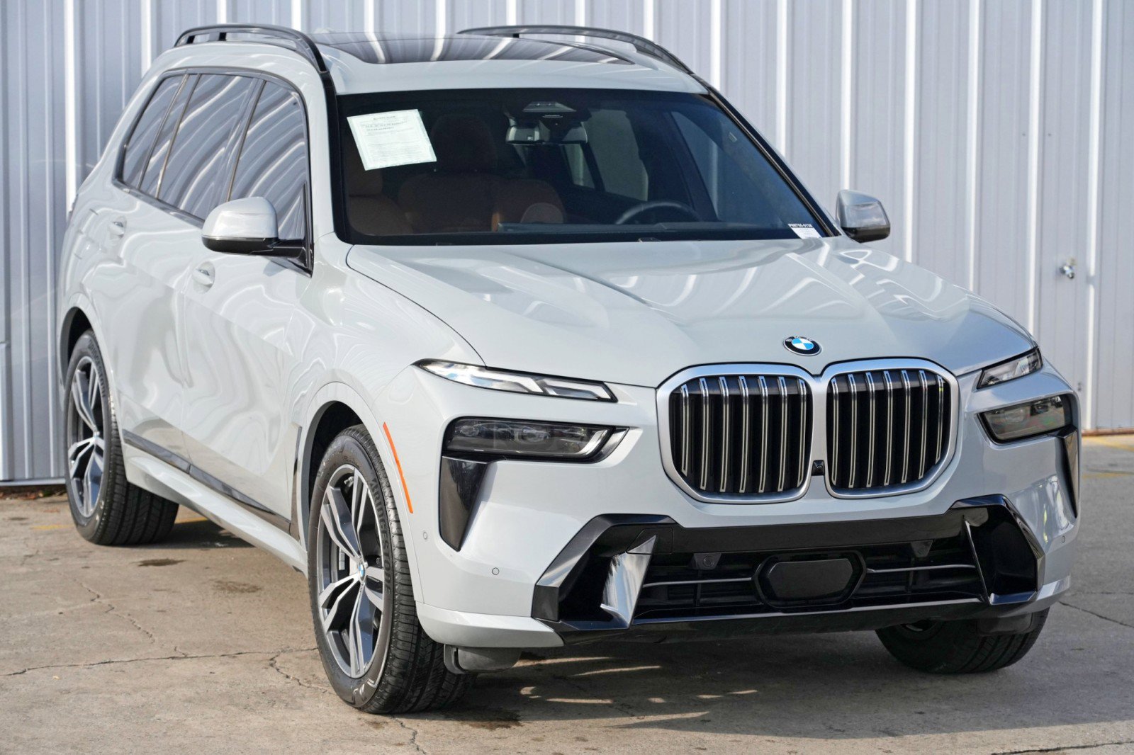 Used 2023 BMW X7 xDrive40i w/ M Sport Package image 62