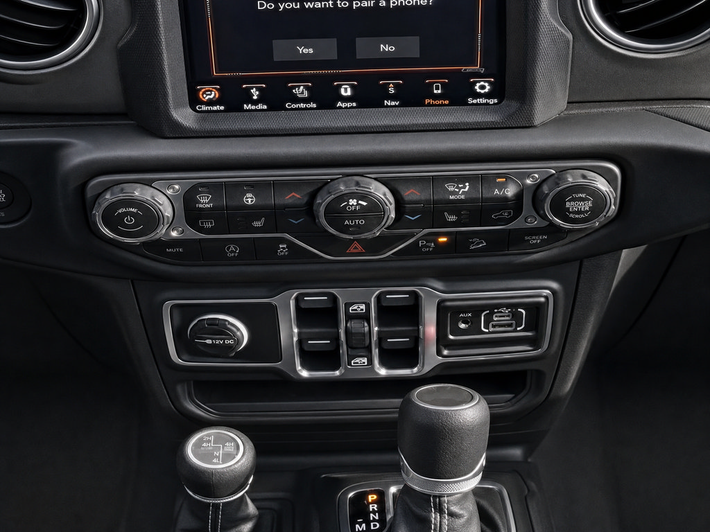 Used 2020 Jeep Wrangler Unlimited Sahara AWD/4WD image 11