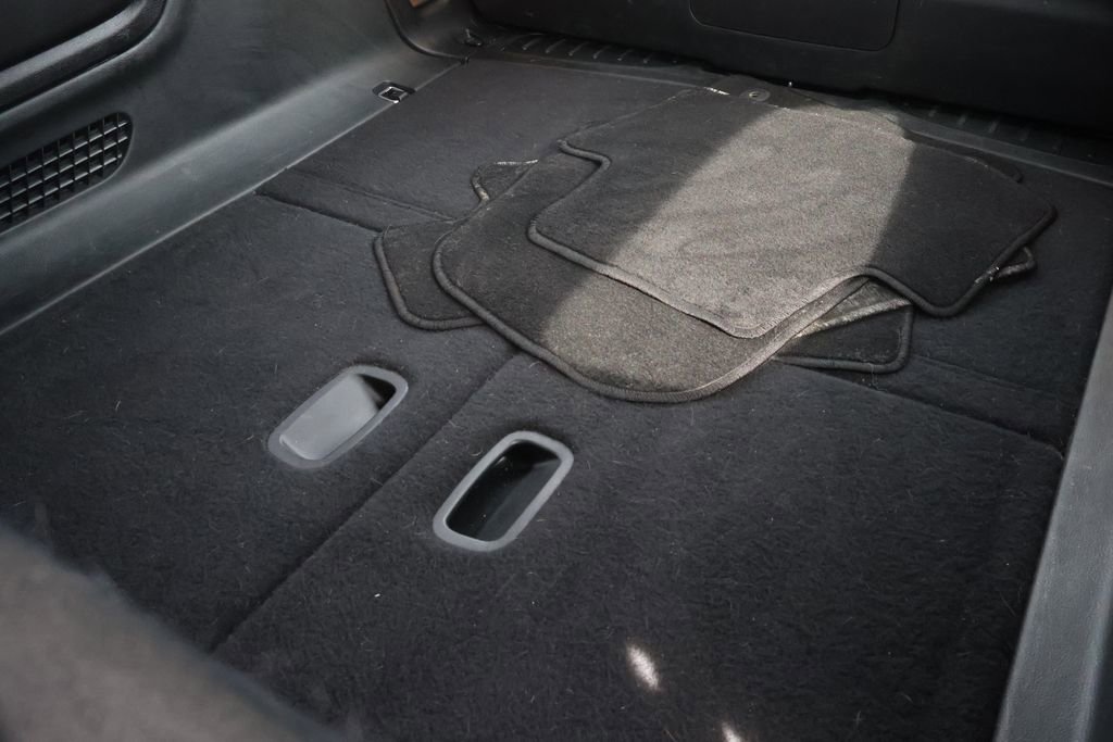 Used 2023 Dodge Durango SXT image 32