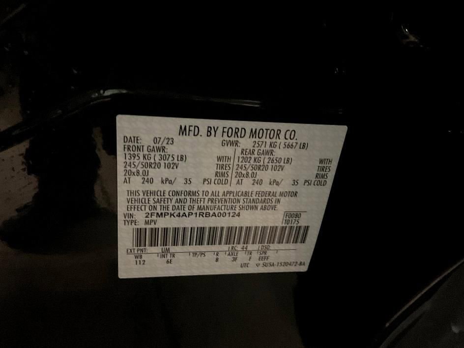 Used 2024 Ford Edge ST w/ Equipment Group 401A AWD/4WD image 34