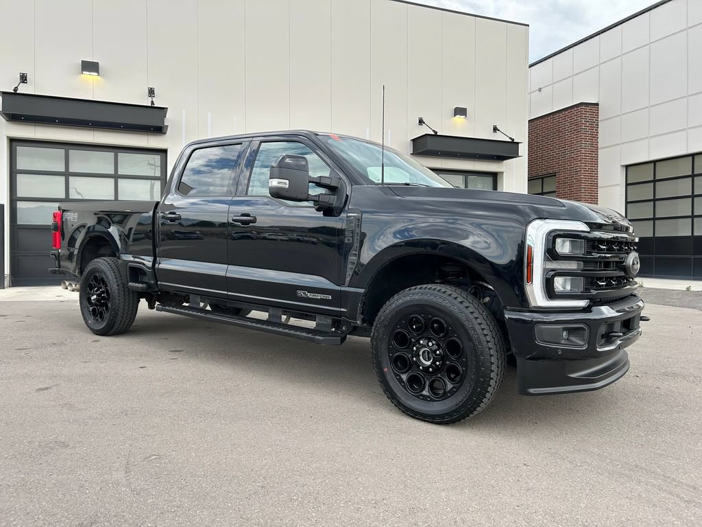 Used 2024 Ford F350 Lariat w/ Lariat Ultimate Package AWD/4WD image 1