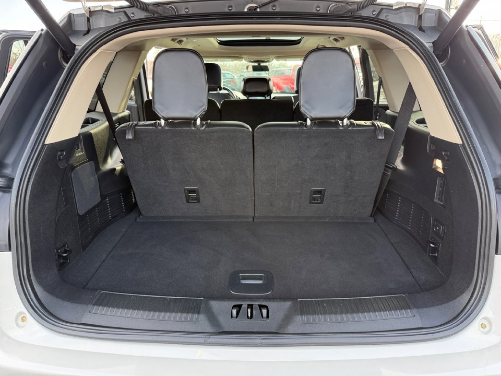 Used 2021 Lincoln Aviator Reserve image 37