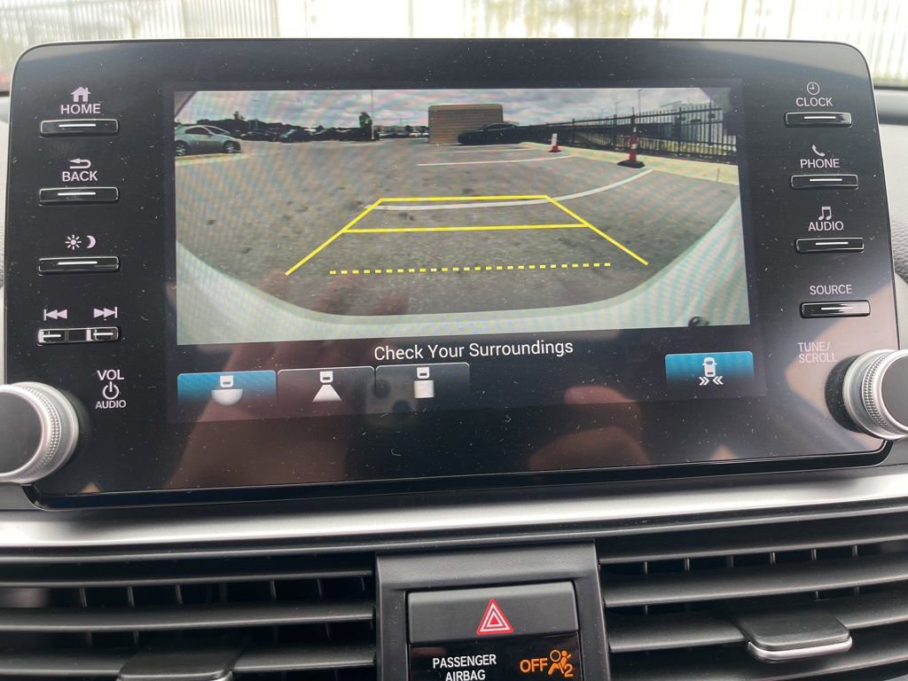 Used 2020 Honda Accord EX image 24