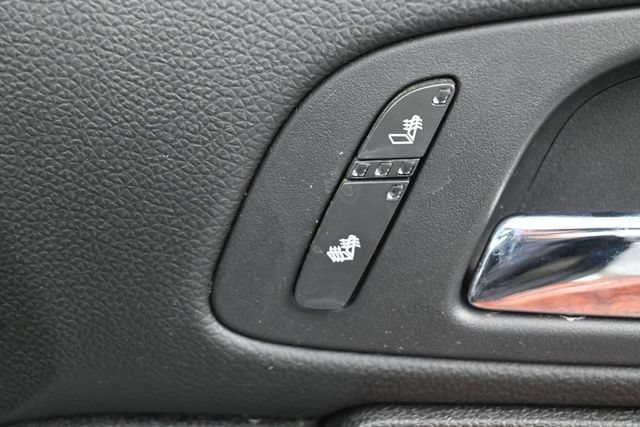 Used 2014 Chevrolet Suburban LT AWD/4WD image 39